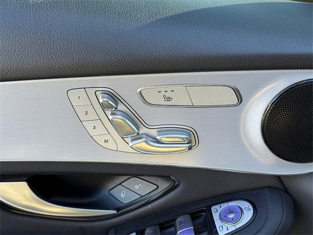 Used 2020 Mercedes-Benz GLC 300 4MATIC image 18