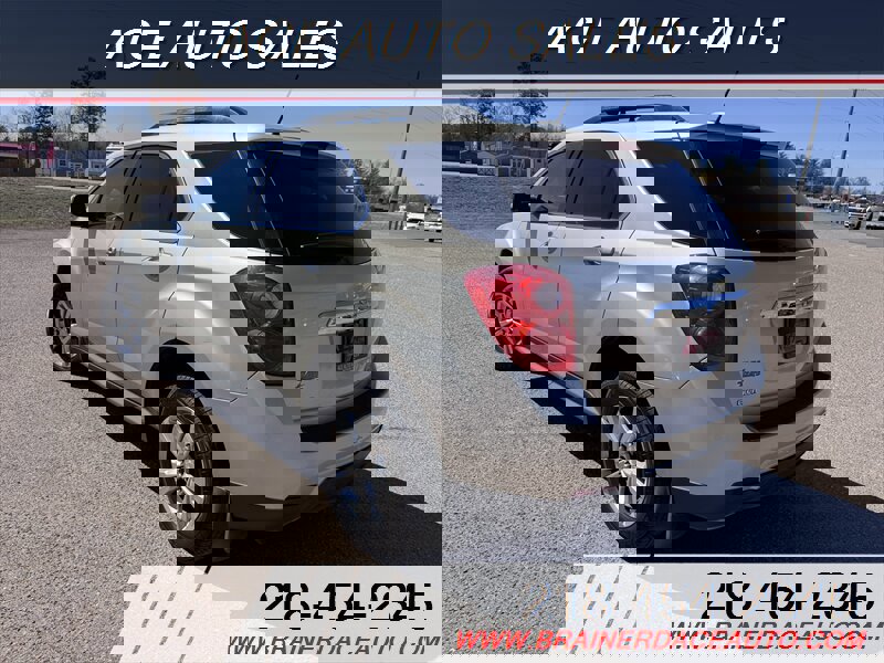 Used 2015 Chevrolet Equinox LT w/ Driver Convenience Package image 3