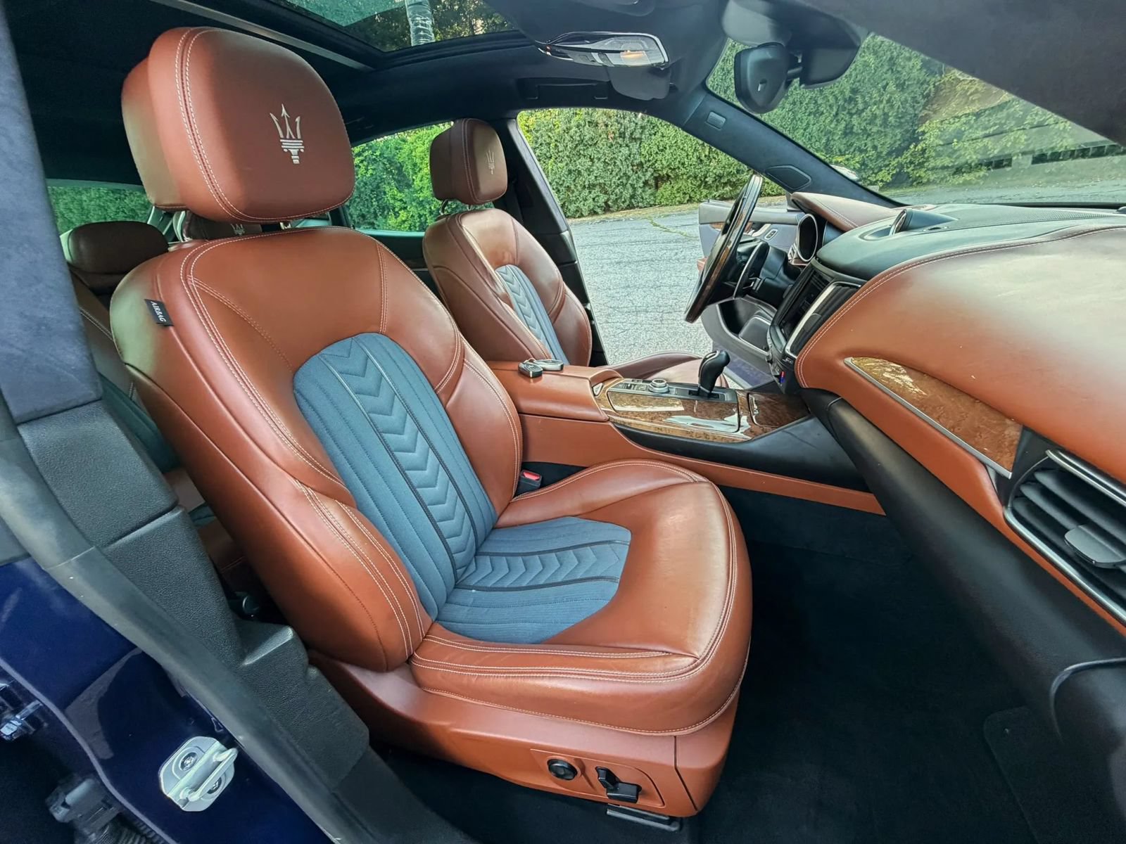 Used 2018 Maserati Levante GranLusso AWD/4WD image 67