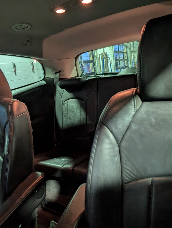 Used 2012 Buick Enclave Leather image 39