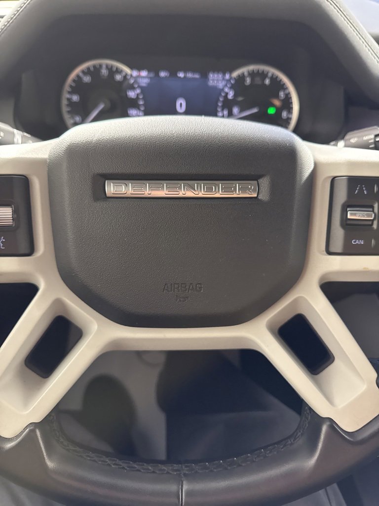 Used 2023 Land Rover Defender 130 S image 33
