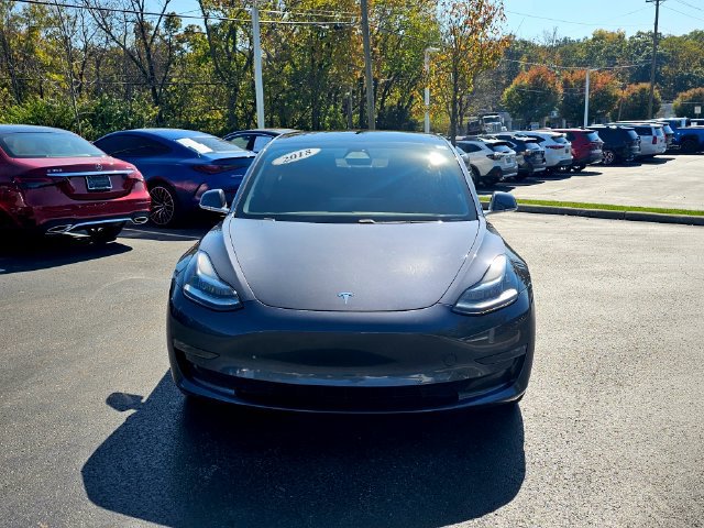 Used 2018 Tesla Model 3 Long Range RWD image 3