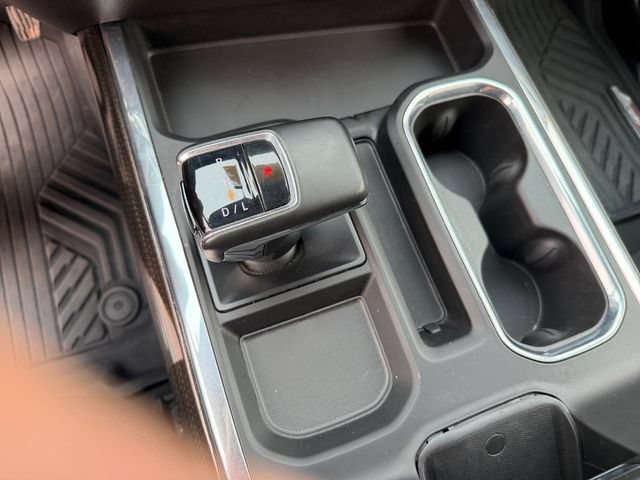 Used 2025 Chevrolet Silverado 1500 LT Trail Boss AWD/4WD image 16