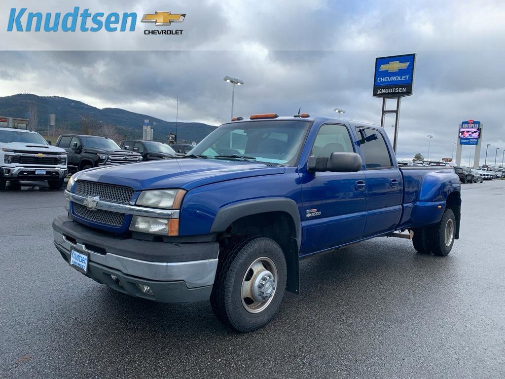 Used 2004 Chevrolet Silverado 3500 LT w/ Heavy-Duty Power Package image 3