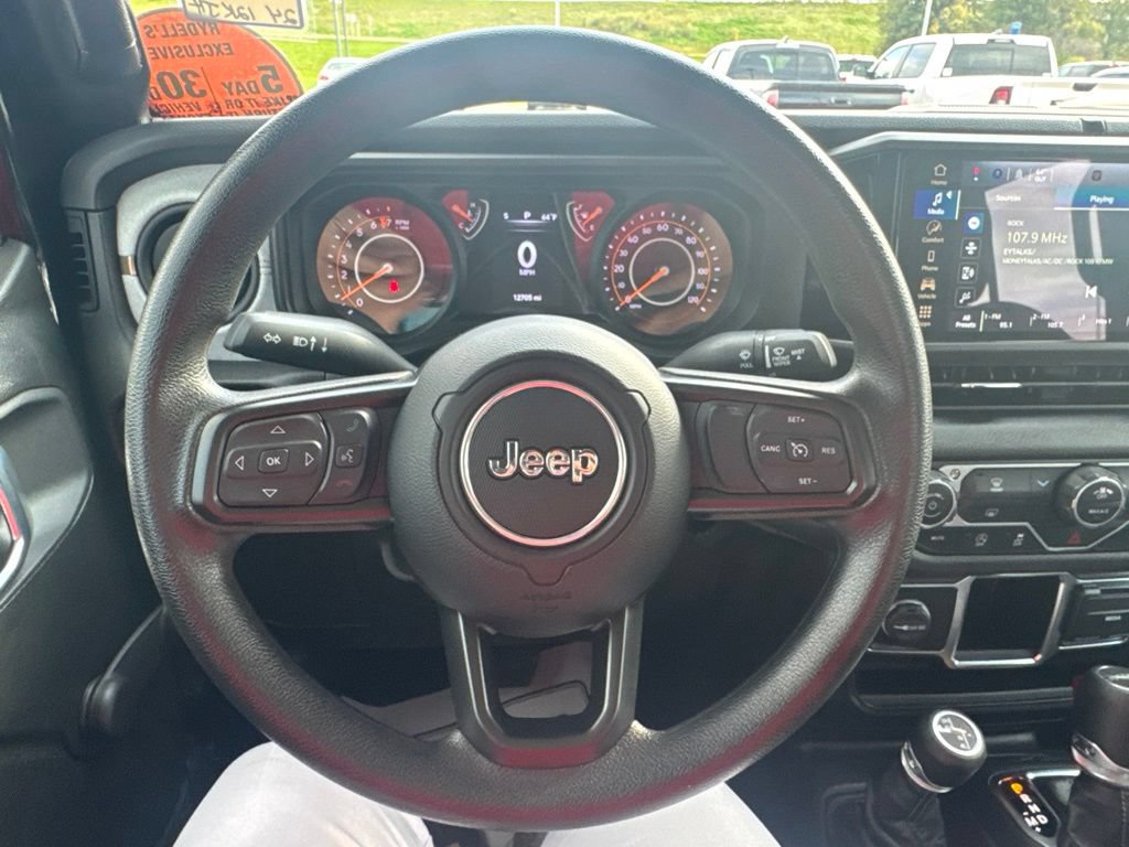 Certified 2024 Jeep Gladiator Sport AWD/4WD image 8