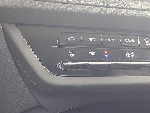 Used 2023 Buick Envision Preferred FWD image 5