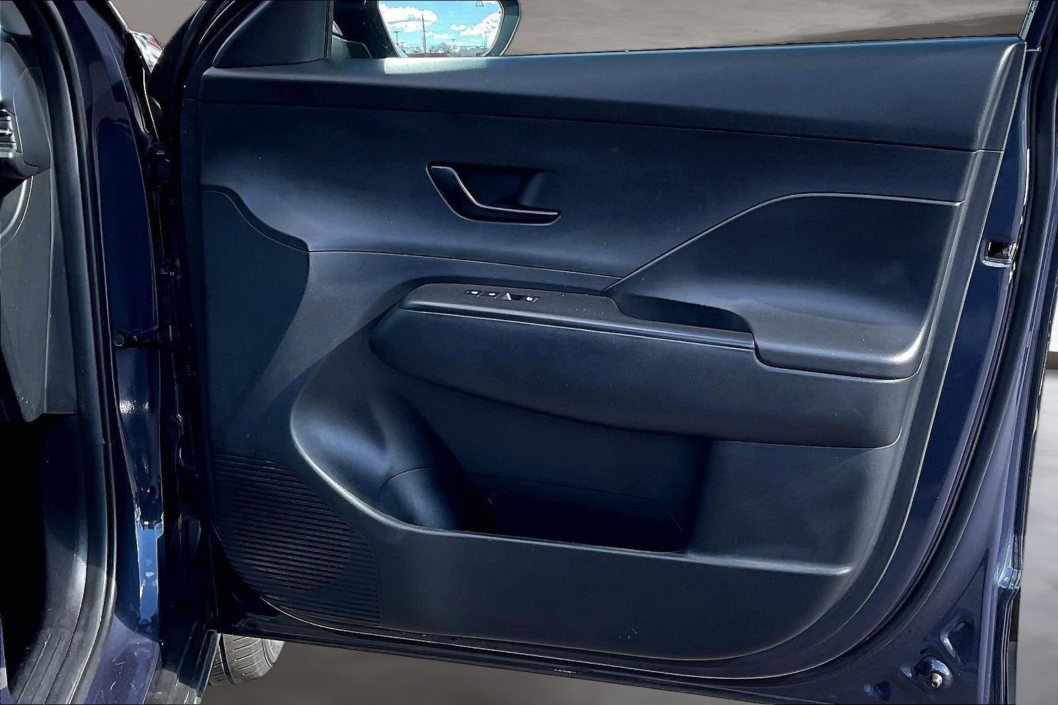 Certified 2024 Hyundai Kona SEL image 28