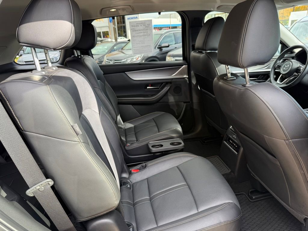 Used 2024 MAZDA CX-90 Plug-In Hybrid w/ Premium Pkg image 17