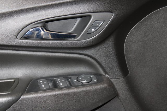Used 2020 Chevrolet Equinox LT image 27