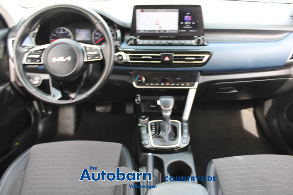 Used 2023 Kia Seltos S w/ Navigation Package AWD/4WD image 19