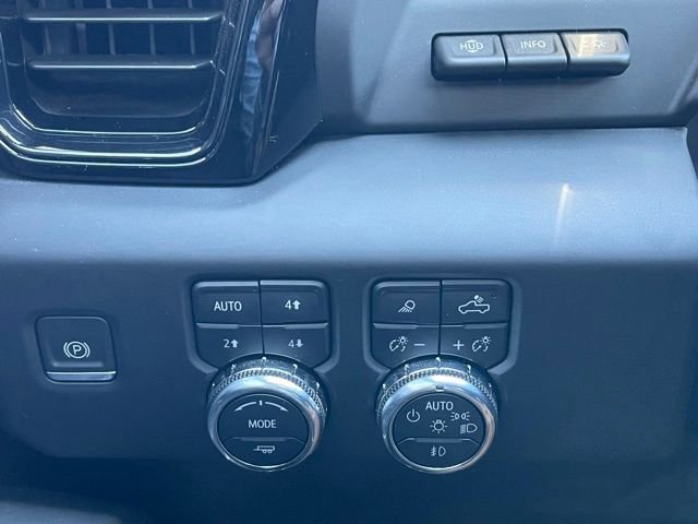Used 2024 GMC Sierra 1500 AT4X image 19
