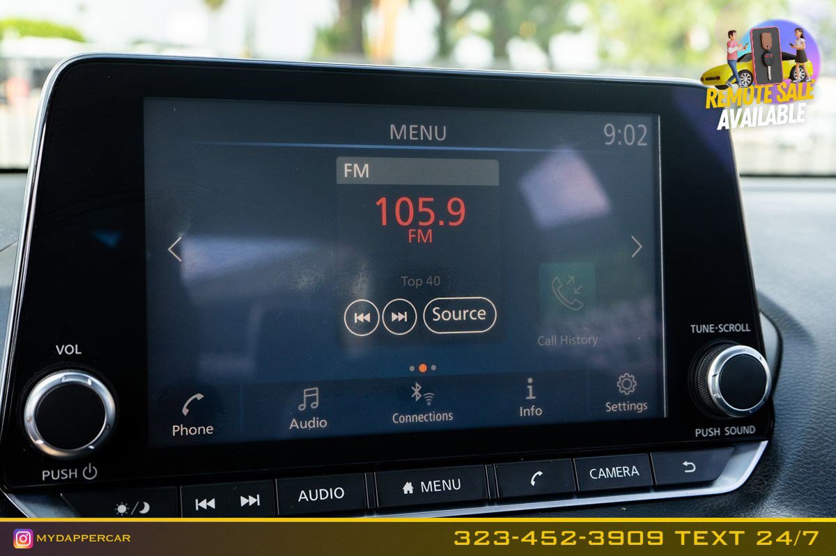 Used 2020 Nissan Sentra SR w/ Premium Package FWD image 30