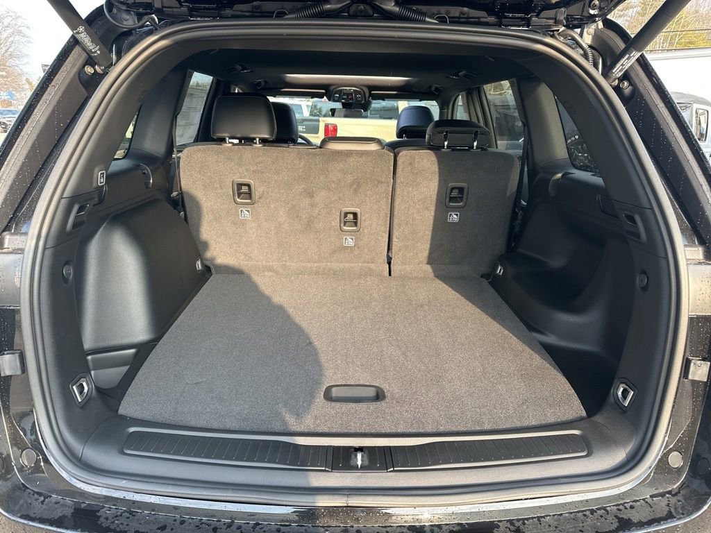 New 2026 Jeep Grand Cherokee Laredo image 25