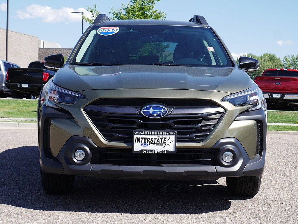 Used 2024 Subaru Outback Premium AWD/4WD image 8