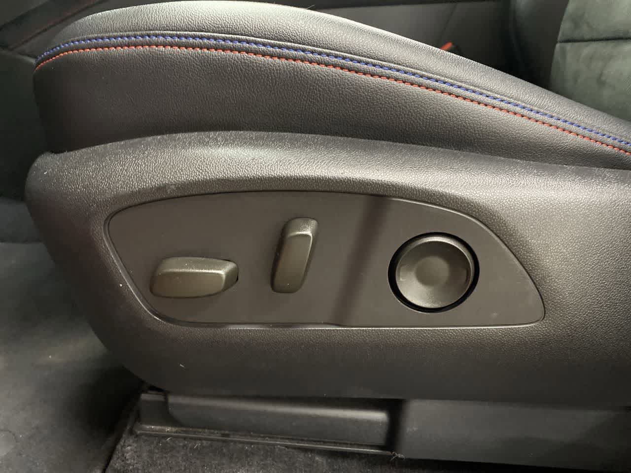 Used 2024 Chevrolet Blazer EV RS AWD/4WD image 15