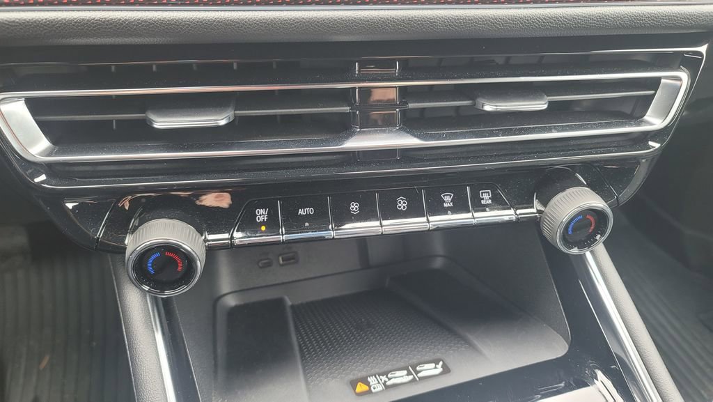 New 2026 Chevrolet Traverse Z71 w/ Enhanced Driving Package image 22