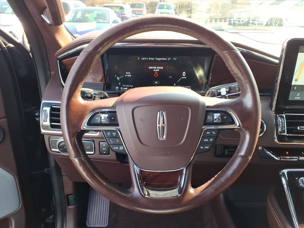 Used 2020 Lincoln Navigator Black Label w/ Cargo Convenience Package image 21
