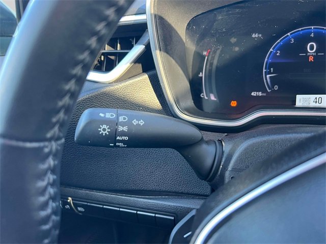 Certified 2025 Toyota Corolla XSE image 33