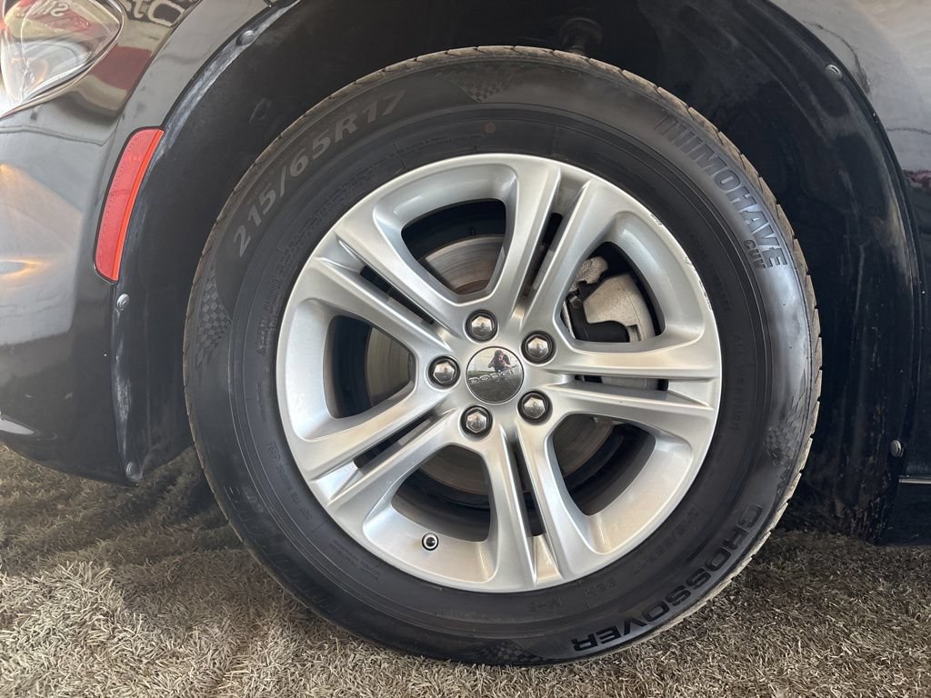 Used 2022 Dodge Charger SXT RWD image 22