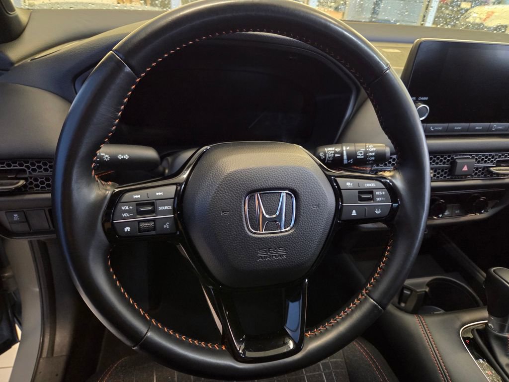Certified 2025 Honda HR-V Sport image 31