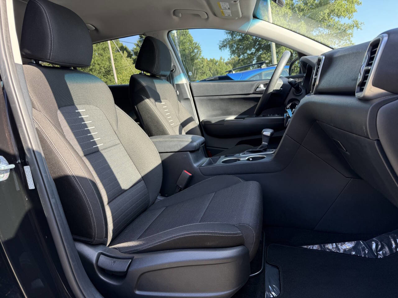 Used 2019 Kia Sportage LX w/ LX Popular Package image 14