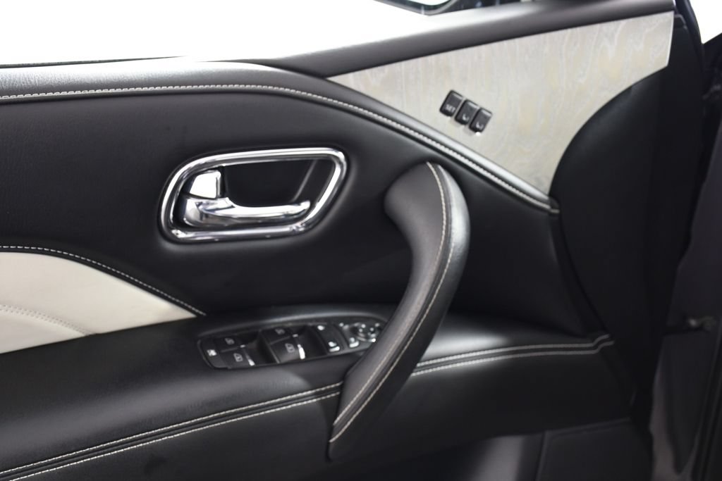 Used 2019 INFINITI QX80 4WD image 15