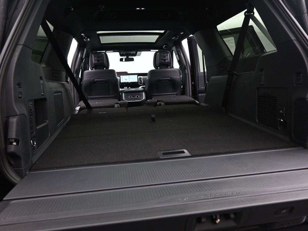 New 2026 Ford Expedition Max Platinum w/ Stealth Appearance Package image 23
