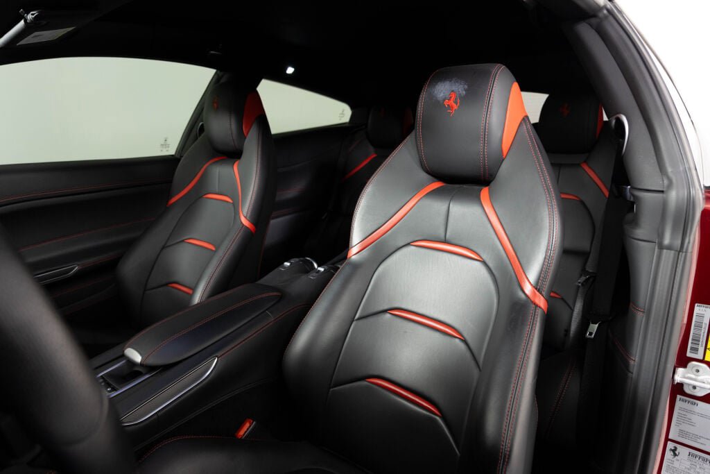 Certified 2019 Ferrari GTC4Lusso T RWD image 53