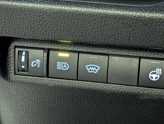 Used 2025 Toyota RAV4 XLE w/ Convenience Package AWD/4WD image 7