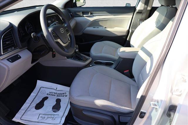 Used 2017 Hyundai Elantra SE FWD image 11