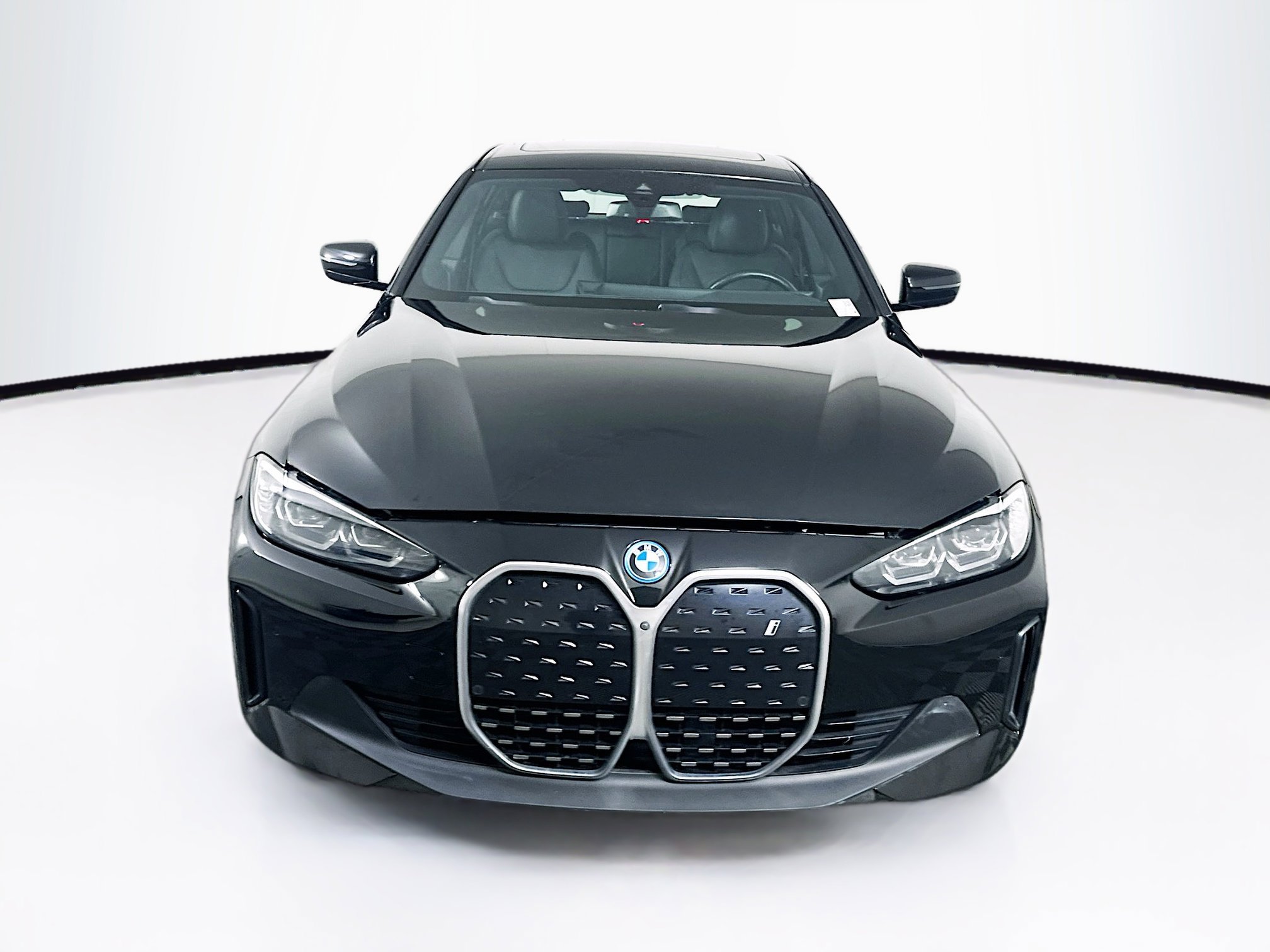 Used 2024 BMW i4 eDrive35 w/ Convenience Package image 2