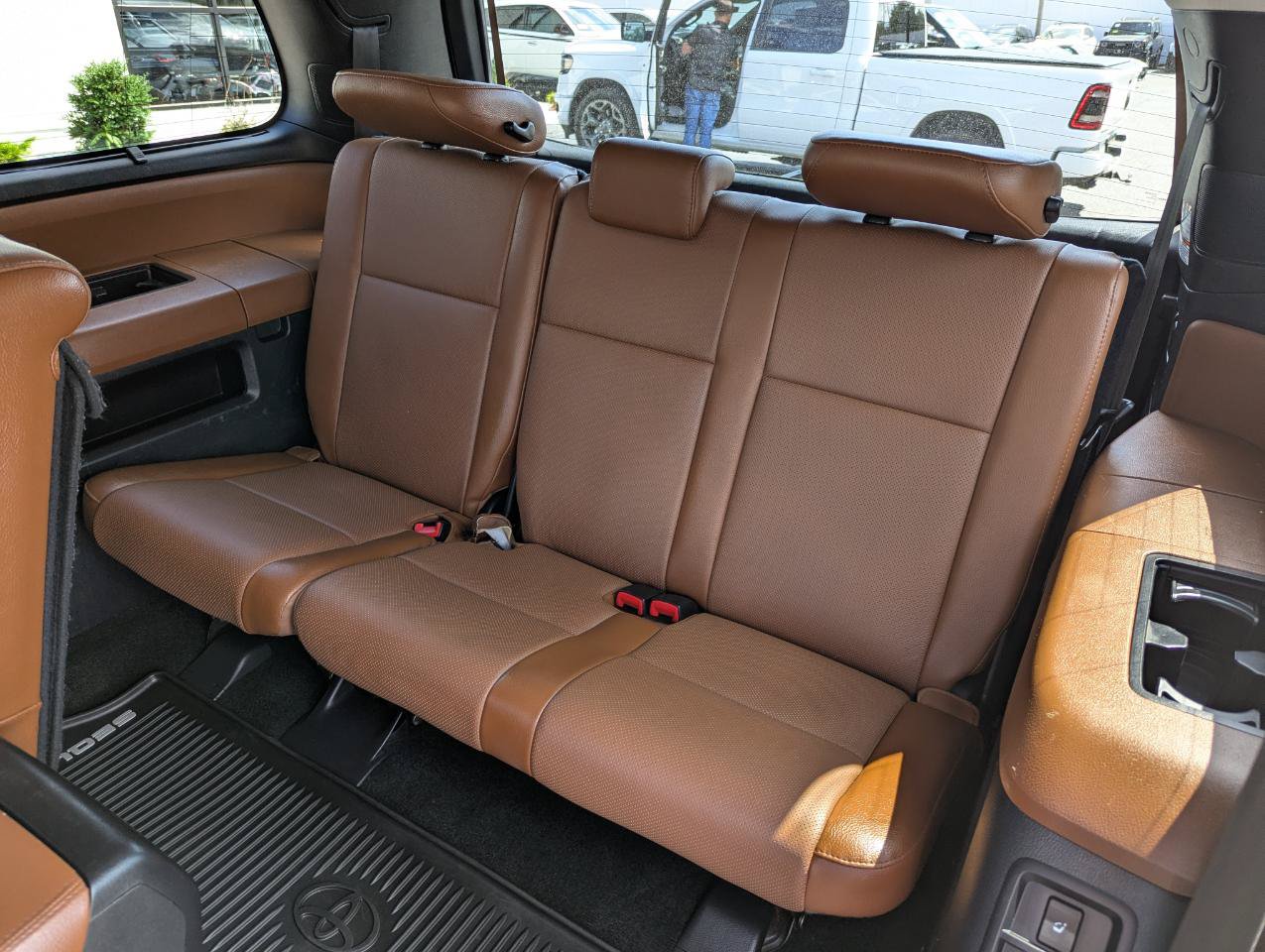 Used 2017 Toyota Sequoia Platinum AWD/4WD image 47