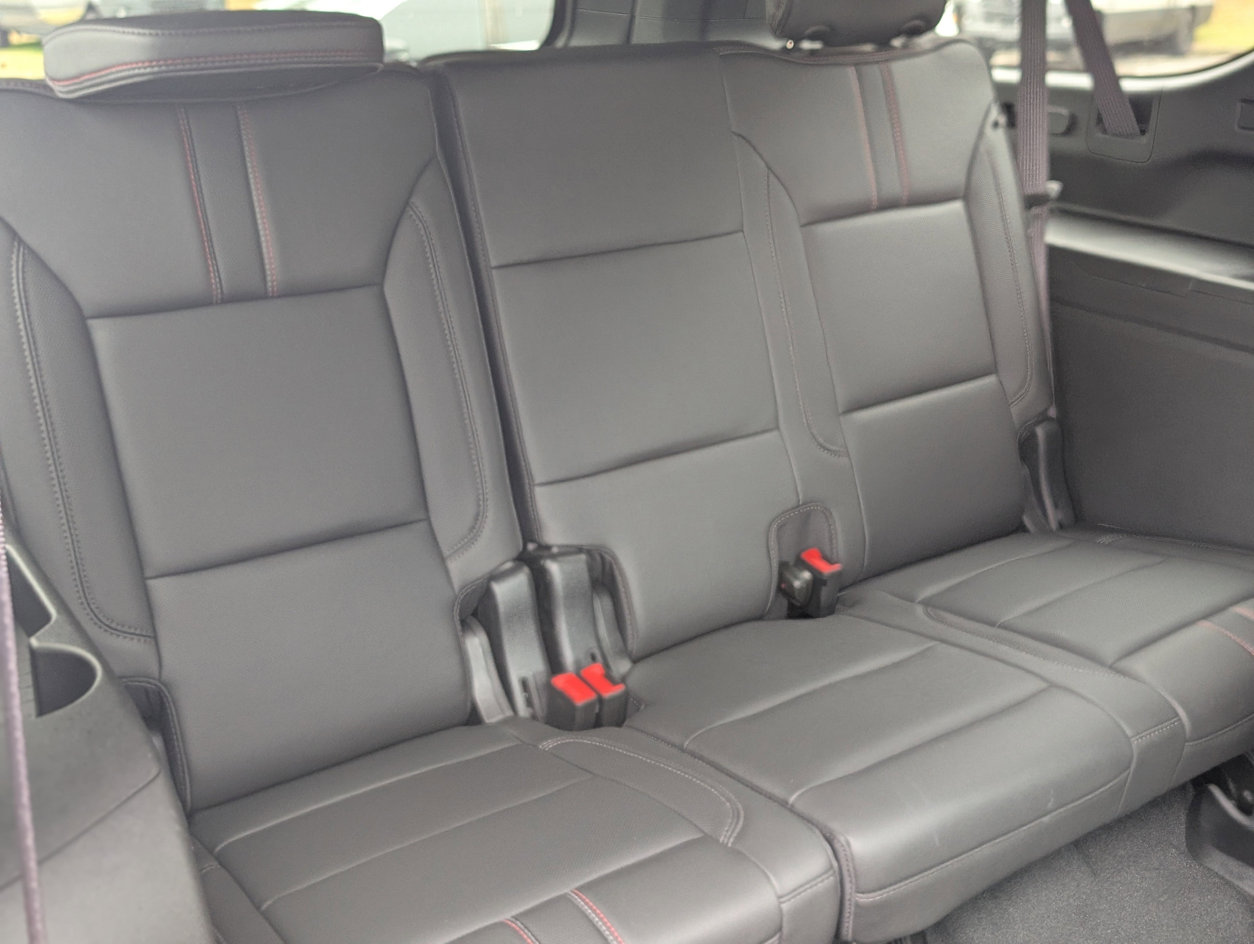 Used 2024 Chevrolet Suburban RST w/ Sport Performance Package image 22