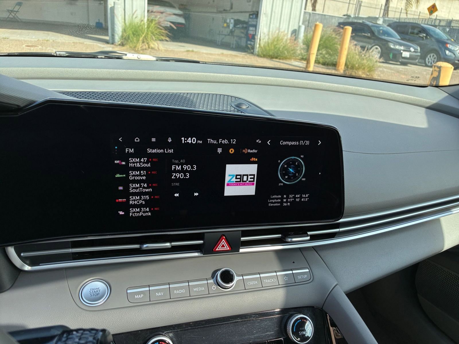 Used 2025 Hyundai Elantra SEL FWD image 21