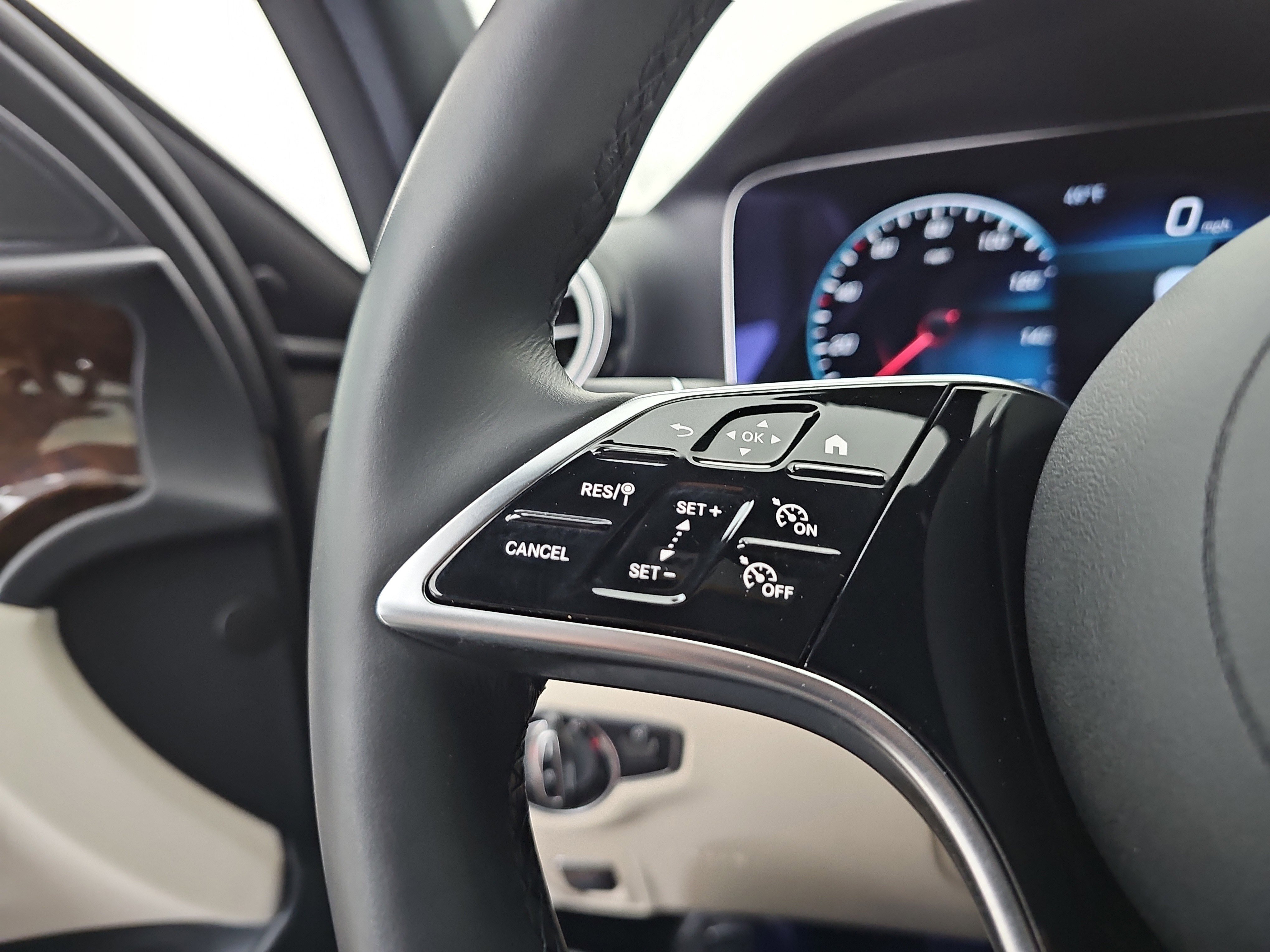 Certified 2023 Mercedes-Benz E 350 4MATIC Sedan image 30