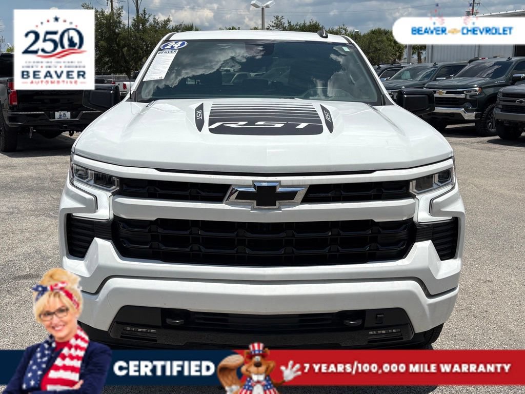 Used 2024 Chevrolet Silverado 1500 RST AWD/4WD image 3