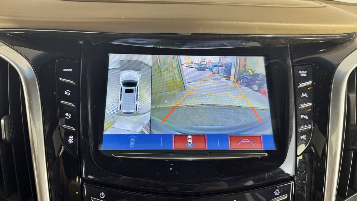 Used 2019 Cadillac Escalade Platinum AWD/4WD image 45
