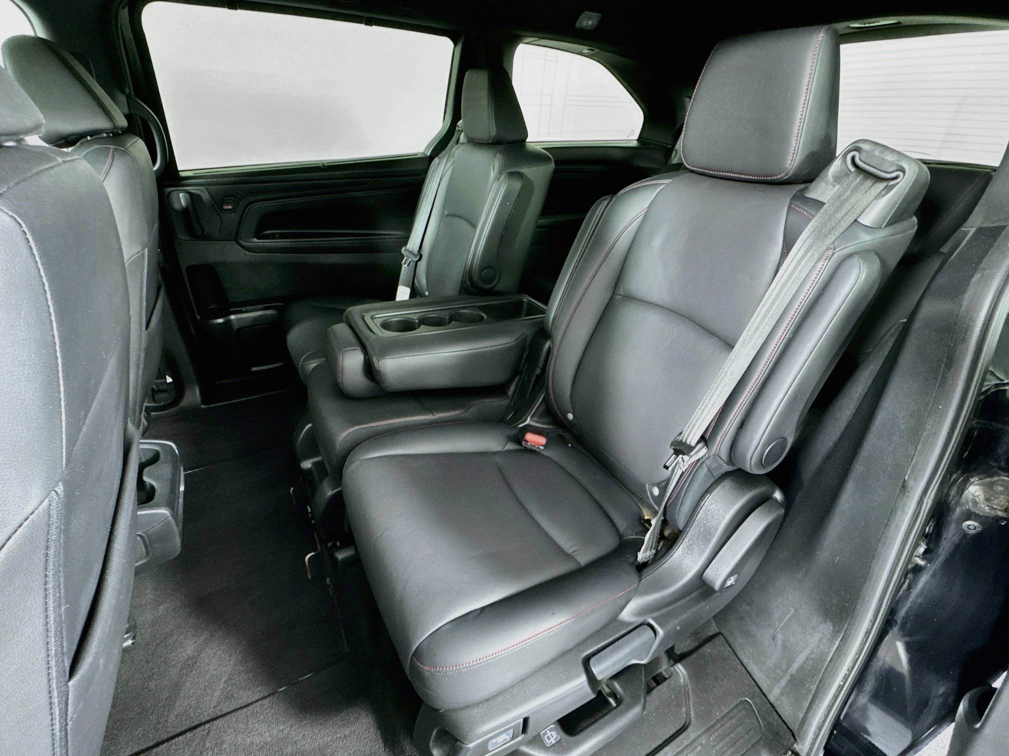 Certified 2024 Honda Odyssey Sport image 24