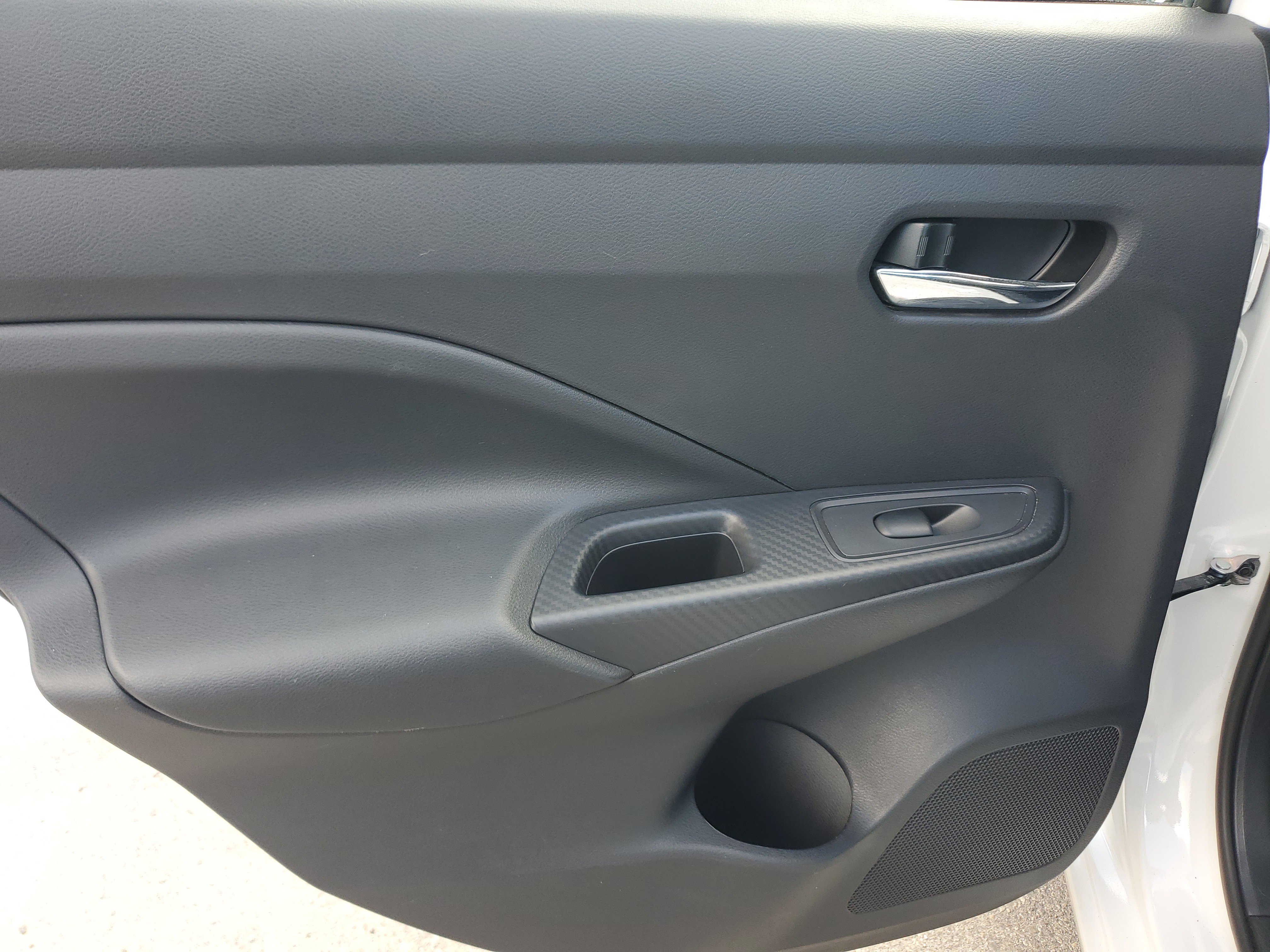 Certified 2025 Nissan Versa SV image 26