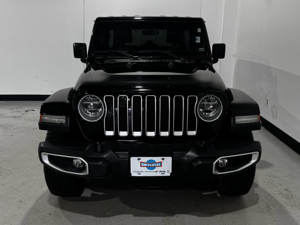 Used 2018 Jeep Wrangler Unlimited Sahara w/ Uconnect 4C Nav & Sound Group image 8