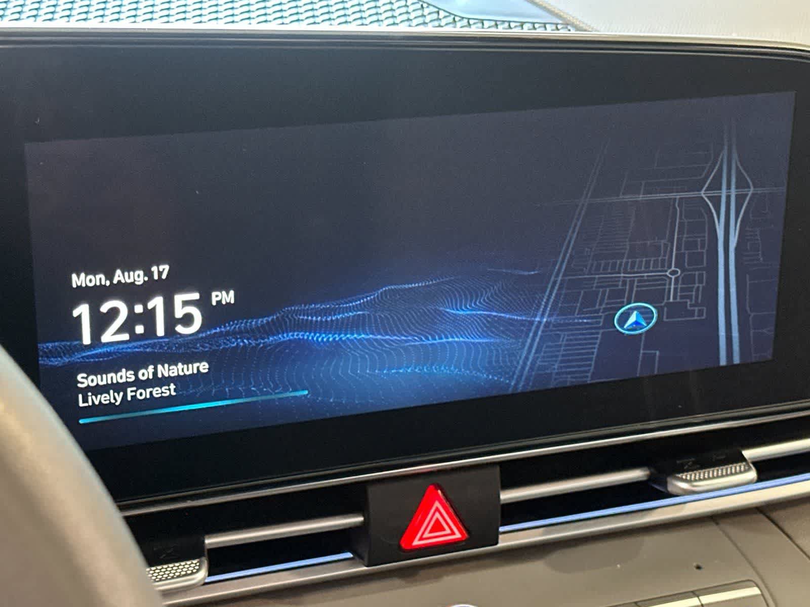 Used 2024 Hyundai Elantra SEL FWD image 17