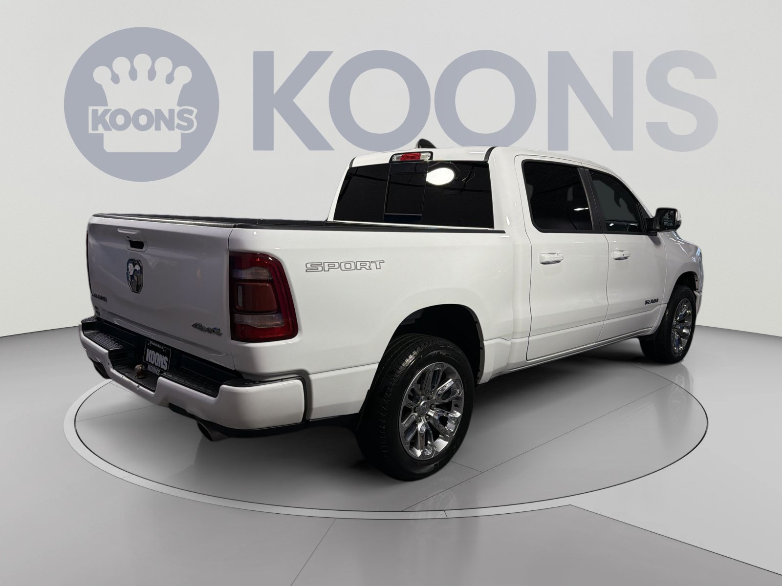 Used 2023 RAM 1500 Laramie AWD/4WD image 7