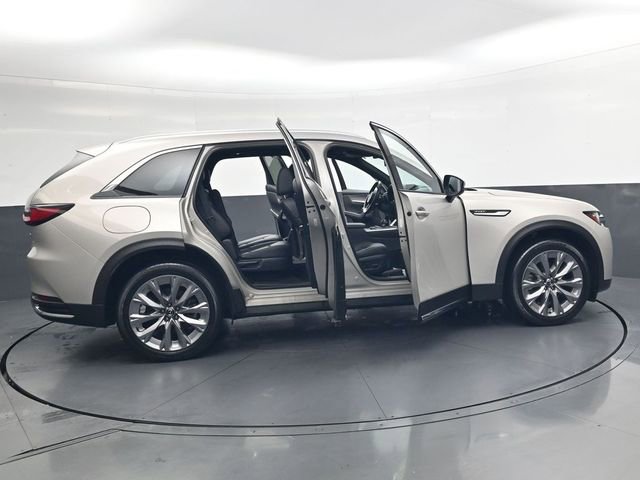 Used 2024 MAZDA CX-90 Plug-In Hybrid w/ Premium Plus image 35