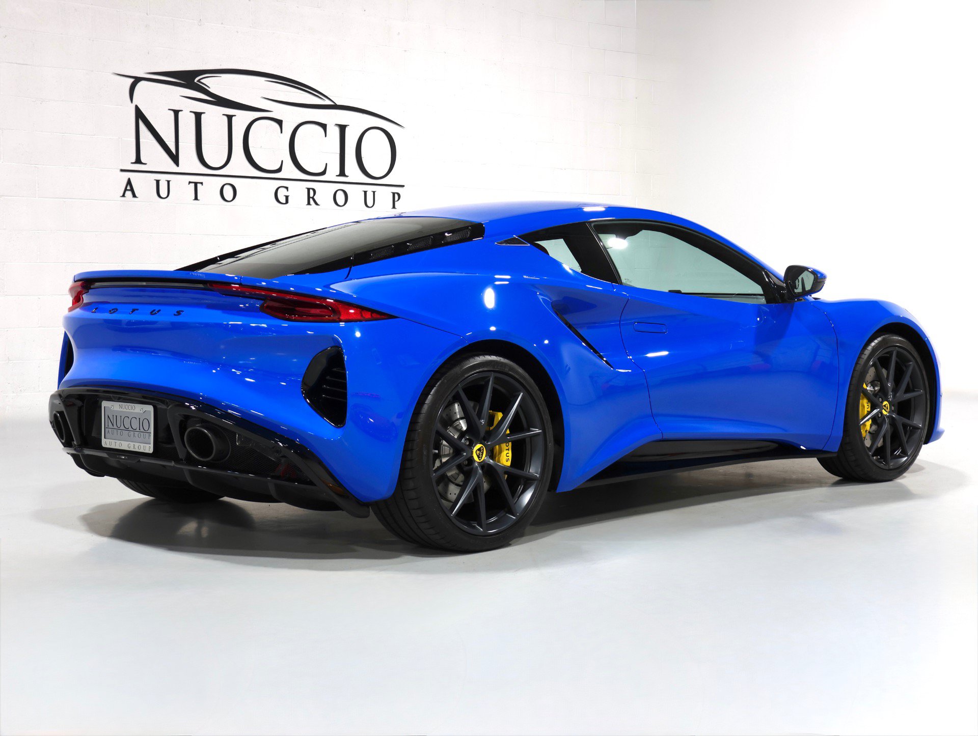 Used 2026 Lotus Emira RWD image 13