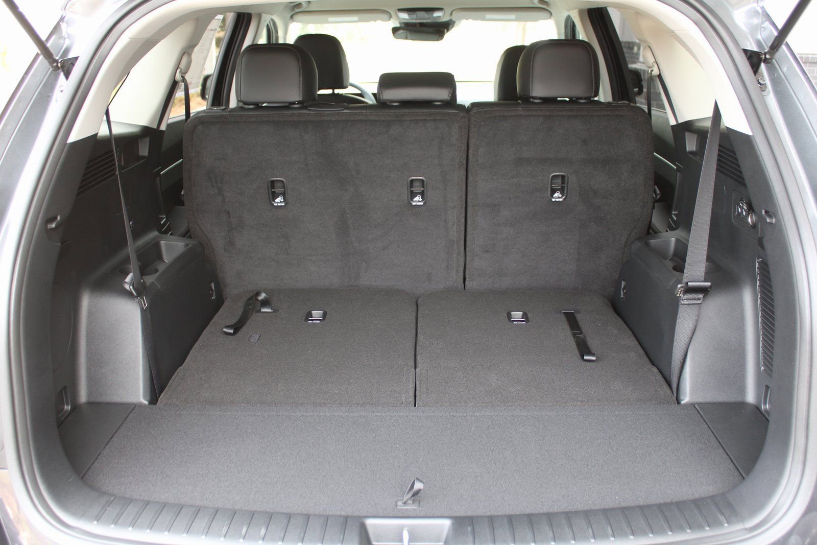 New 2026 Kia Sorento S w/ S Panoramic Sunroof Package FWD image 10
