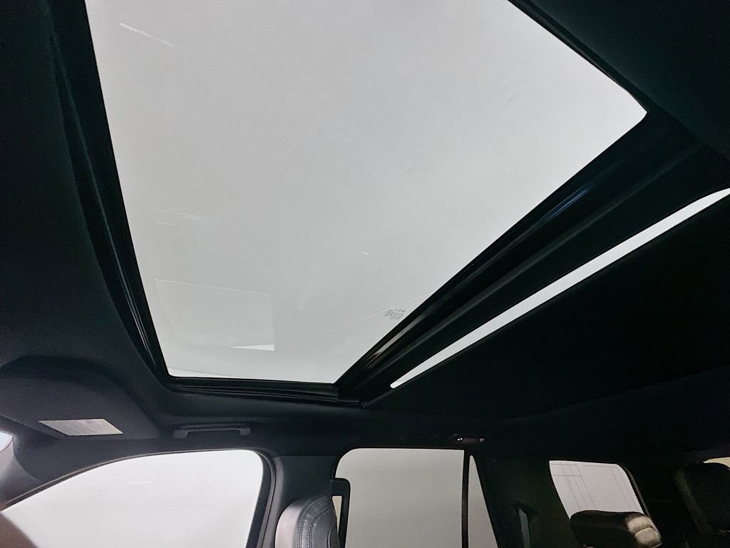 Used 2018 Ford Expedition Limited w/ Equipment Group 301A image 21