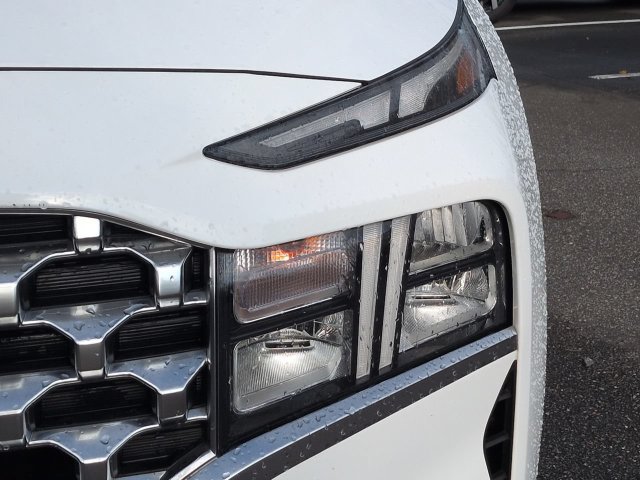 Certified 2023 Hyundai Santa Fe SEL w/ Premium Package FWD image 10