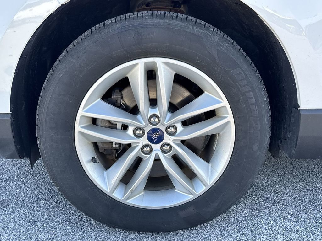 Used 2015 Ford Edge SEL w/ Equipment Group 201A image 19