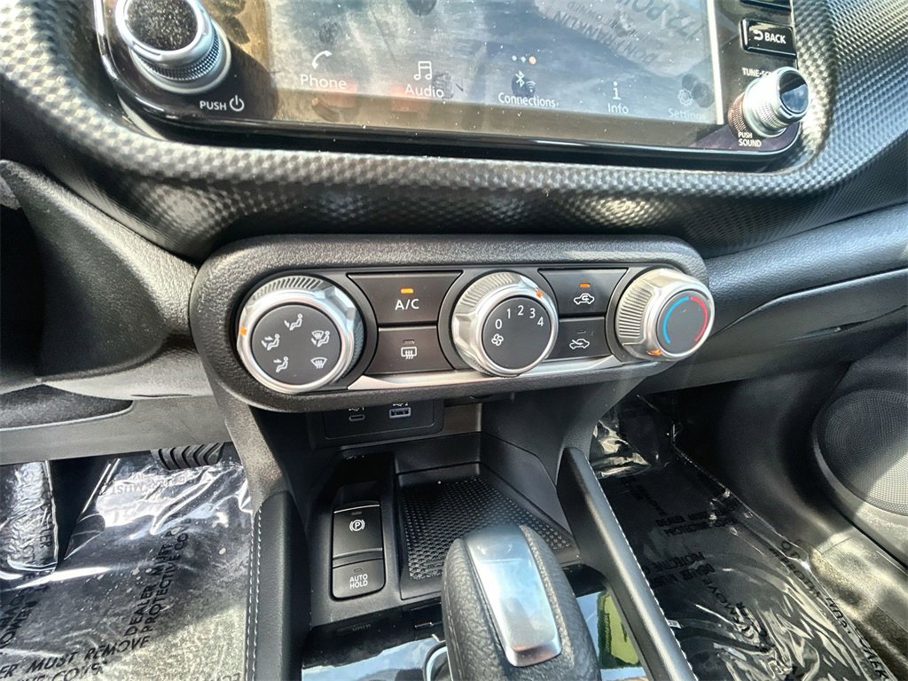 Used 2024 Nissan Kicks SV image 24