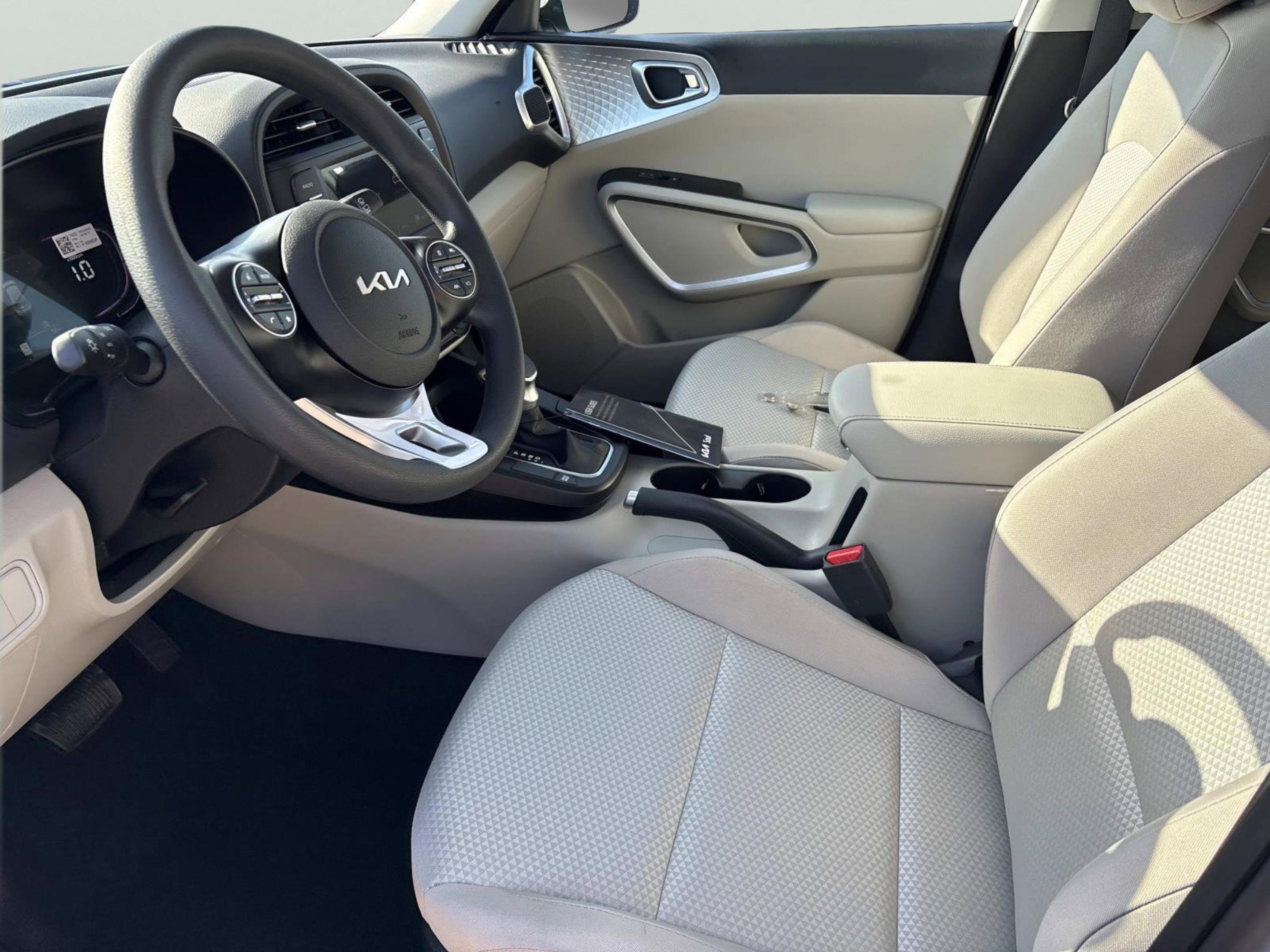 New 2025 Kia Soul LX w/ LX Technology Package image 21